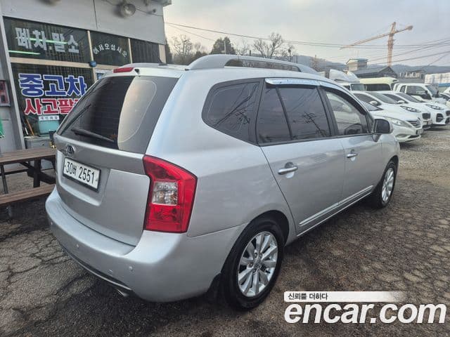 Kia 뉴카렌스 люксовая версия, 2011 4