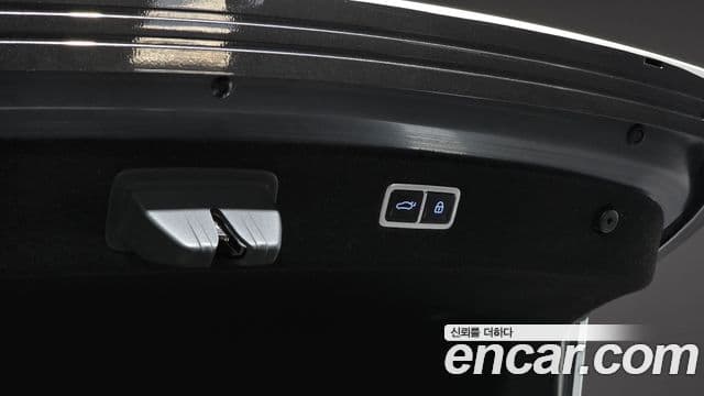 Genesis G90 (RS4) бензин 3.5 турбо AWD, 2023 20