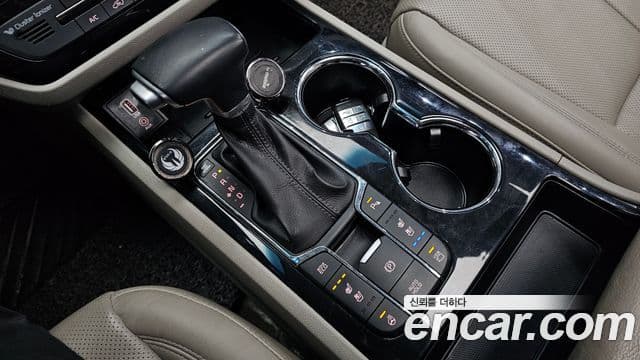 Kia The / новый New Carnival Special, 2019 9