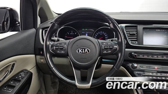 Kia The / новый New Carnival Special, 2019 12