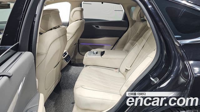 Genesis G80 (RG3) бензин 2.5 турбо AWD, 2025 11