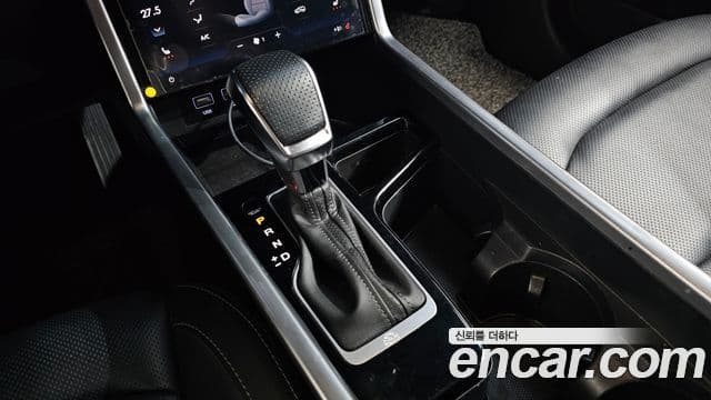 KG모빌리티(SsangYong) Torres T5, 2023 9