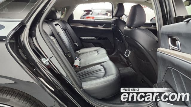 Kia K5 3세대 Signature, 2021 12