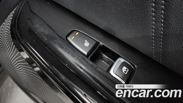 Kia K5 3세대 Signature, 2021 19