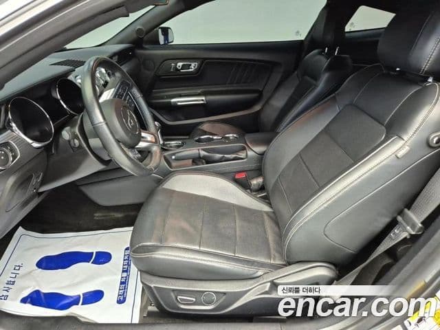 Ford Mustang купе, 2017 14