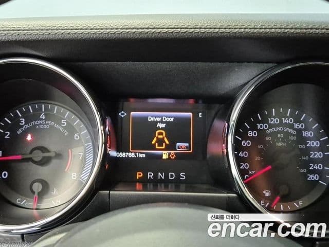 Ford Mustang купе, 2017 17