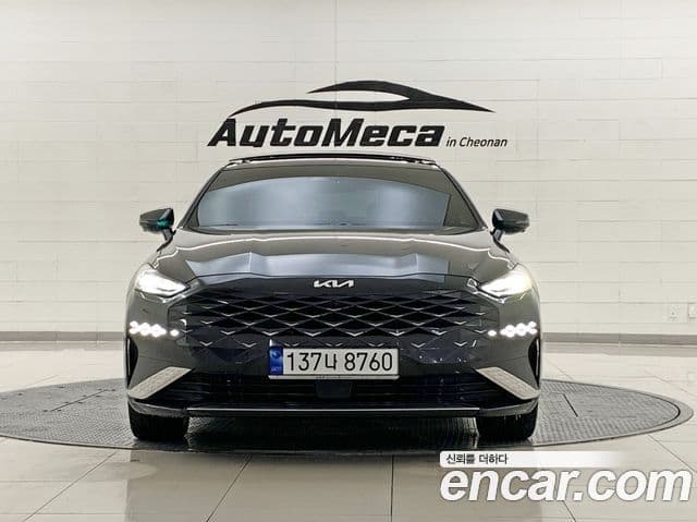 Kia K8 Signature, 2023 3