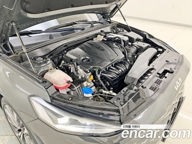 Kia K8 Signature, 2023 6