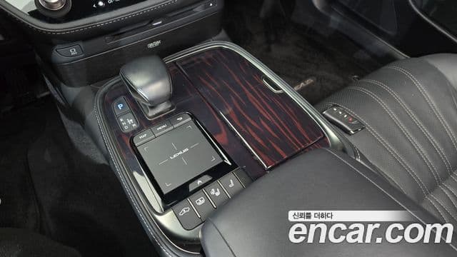 Lexus LS500 5세대 3.5 Luxury AWD, 2021 9