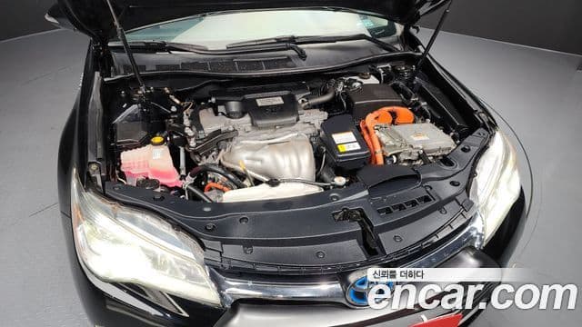 Toyota New 캠리 гибрид XLE, 2017 6