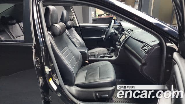 Toyota New 캠리 гибрид XLE, 2017 11