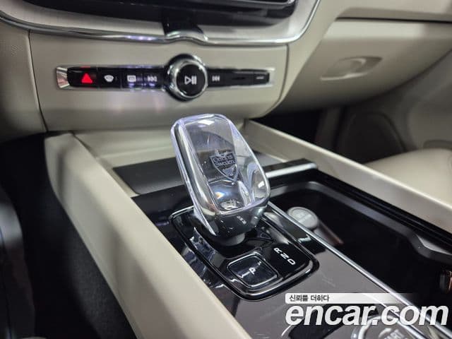 Volvo XC60 2세대 B5 Ultra Dark Air подвеска, 2026 16