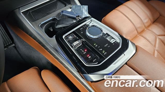 BMW 7시리즈 (G70) 740i sDrive Design Pure Excellence, 2023 9