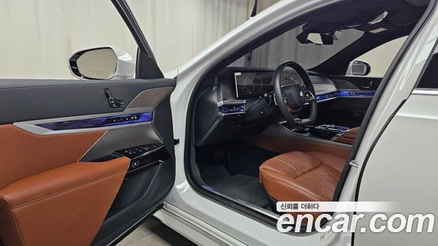 BMW 7시리즈 (G70) 740i sDrive Design Pure Excellence, 2023 10
