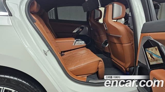 BMW 7시리즈 (G70) 740i sDrive Design Pure Excellence, 2023 12