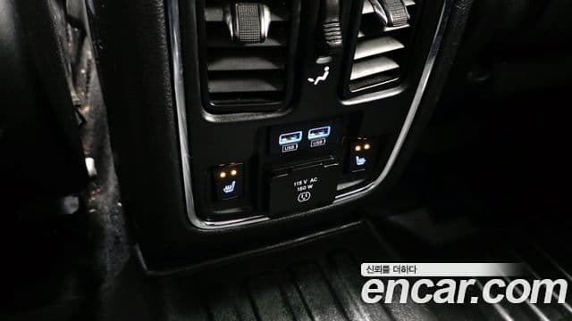 Jeep Grand Cherokee WK2, 2019 18