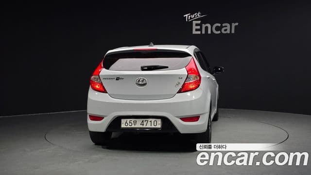 Hyundai Accent(новый кузов / новое поколение) Modern, 2019 4
