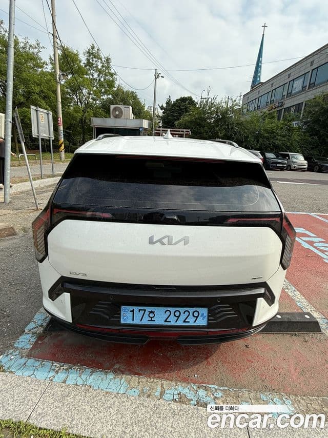 Kia EV3 GT-Line, 2025 4