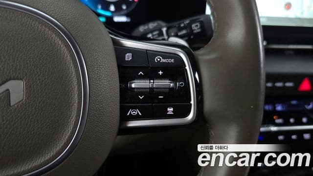 Kia Carnival 4세대 бензин 9인승 High Limousine(компания по спецнадстройкам), 2023 18