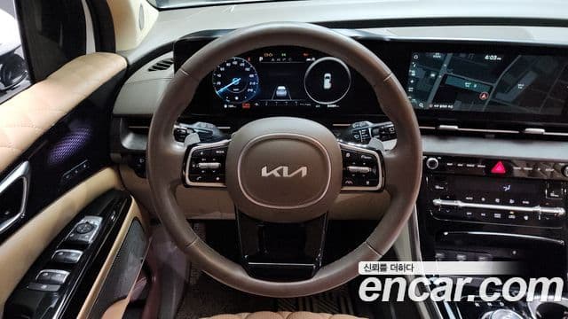 Kia Carnival 4세대 9인승 High Limousine(компания по спецнадстройкам), 2022 13