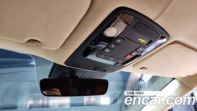 Kia Carnival 4세대 9인승 High Limousine(компания по спецнадстройкам), 2022 18