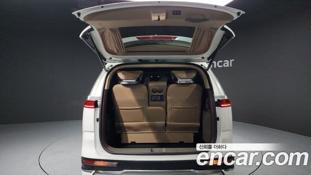 Kia Carnival 4세대 9인승 High Limousine(компания по спецнадстройкам), 2022 20