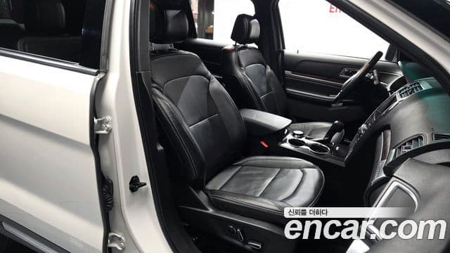 Ford Explorer 5세대, 2017 10