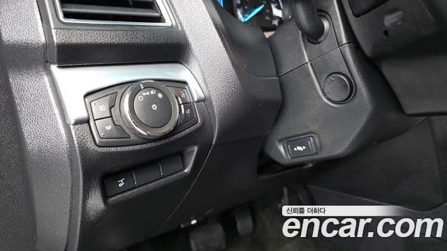 Ford Explorer 5세대, 2017 15