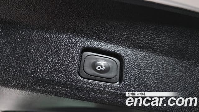 Ford Explorer 5세대, 2017 20