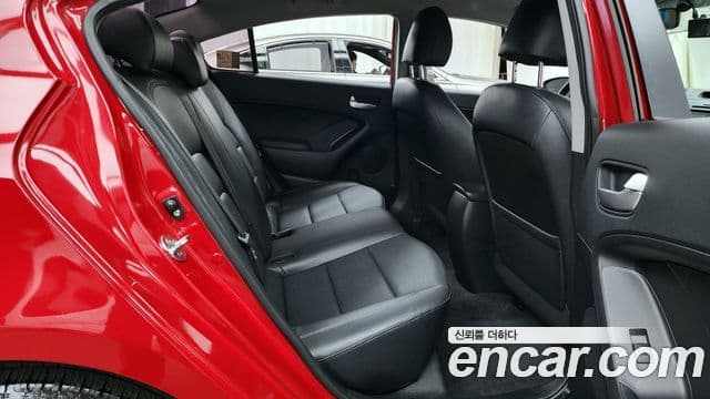 Kia K3 Deluxe, 2015 12