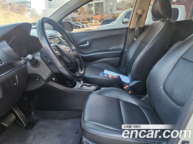 Kia All New Morning Luxury, 2015 10