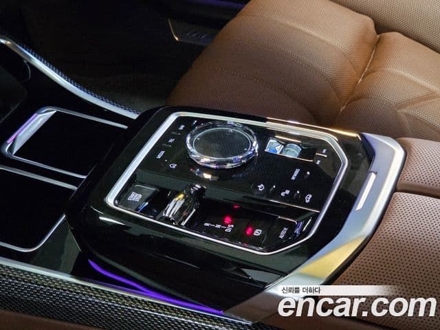 BMW 7시리즈 (G70) 750e xDrive M Sport, 2024 9