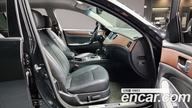 Hyundai Genesis Special, 2013 10
