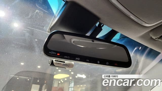 Hyundai Genesis Special, 2013 13