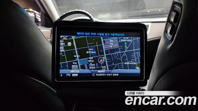 Hyundai Genesis Special, 2013 16