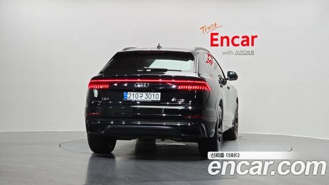 Audi Q8 (4M) Premium, 2023 4