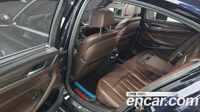 BMW 5시리즈 (G30) 520d xDrive M Sport Plus, 2018 11