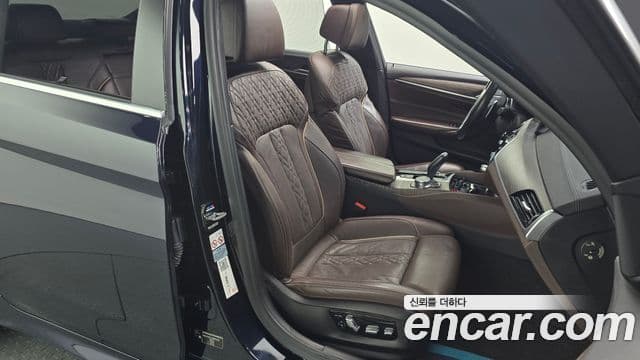 BMW 5시리즈 (G30) 520d xDrive M Sport Plus, 2018 12