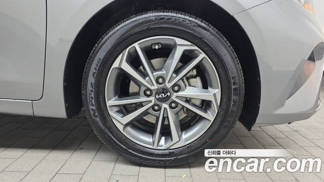 Kia The / новый New K3 2세대 Prestige, 2022 все фото