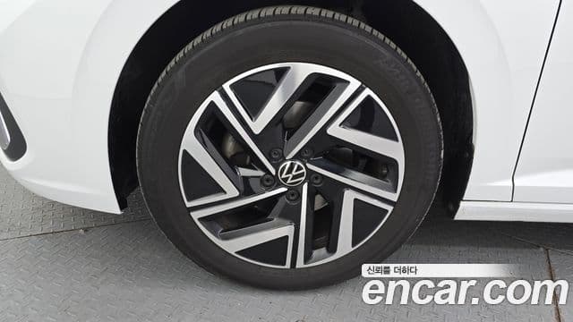 Volkswagen Jetta 7세대 Prestige, 2023 все фото