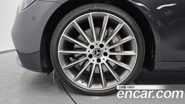 Mercedes-Benz E-класс W213 AMG Line, 2021 все фото