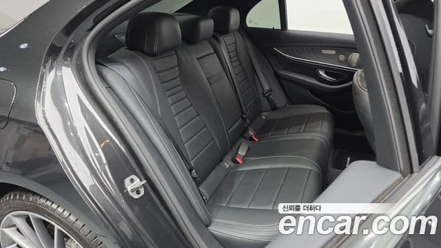 Mercedes-Benz E-класс W213 AMG Line, 2021 12