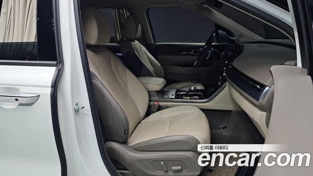 Kia Carnival 4세대 Signature, 2023 10