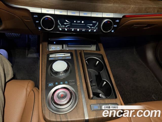 Genesis G80 (RG3) бензин 3.5 турбо AWD, 2024 10