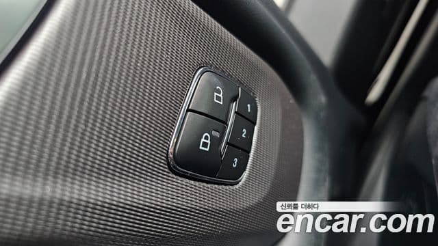 Ford Explorer 6세대 2.3 ST-Line 4WD, 2025 17