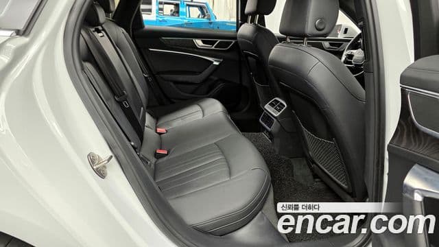 Audi A6 (C8) Premium, 2023 12