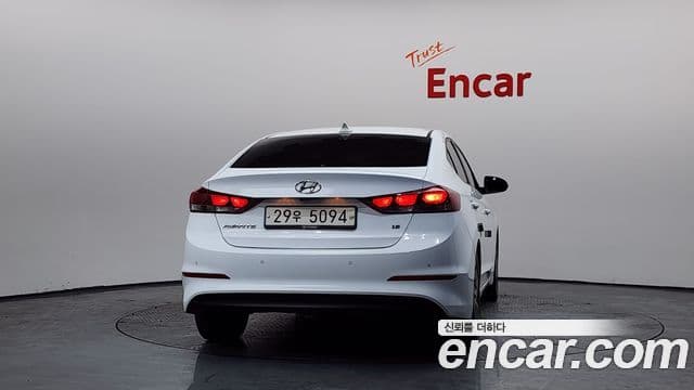 Hyundai Avante AD 1.6 GDI Value Plus, 2018 4