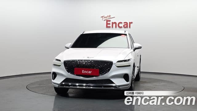 Genesis GV70, 2021 3