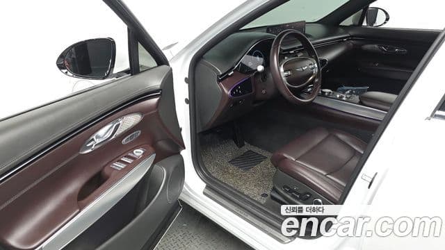 Genesis GV70, 2021 10