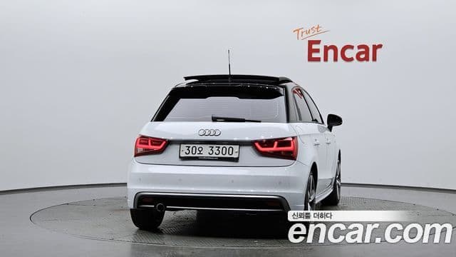 Audi A1 30 TDI Sport, 2013 4